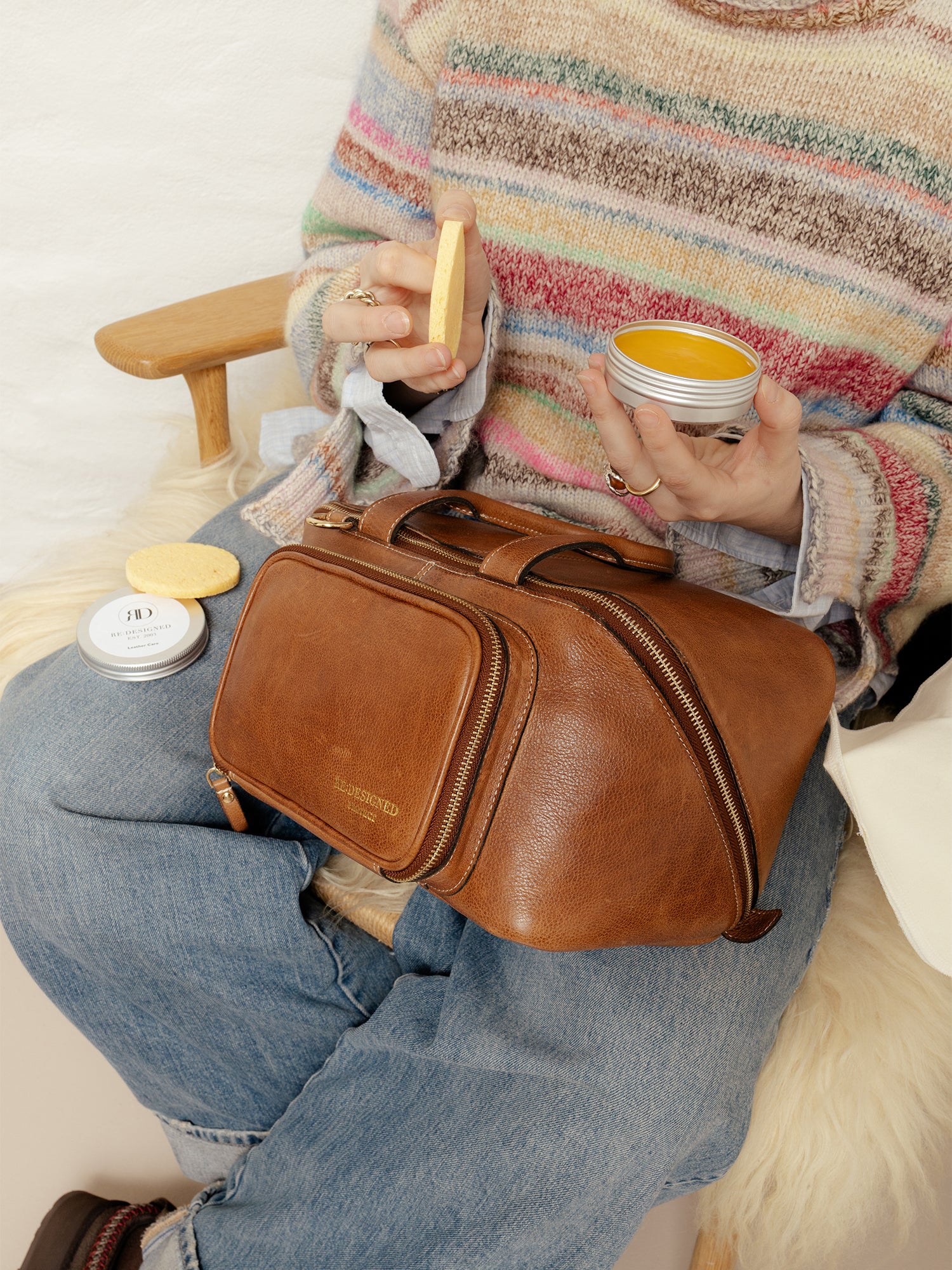 PROJECT Project 39 Organizer Walnut/Gold