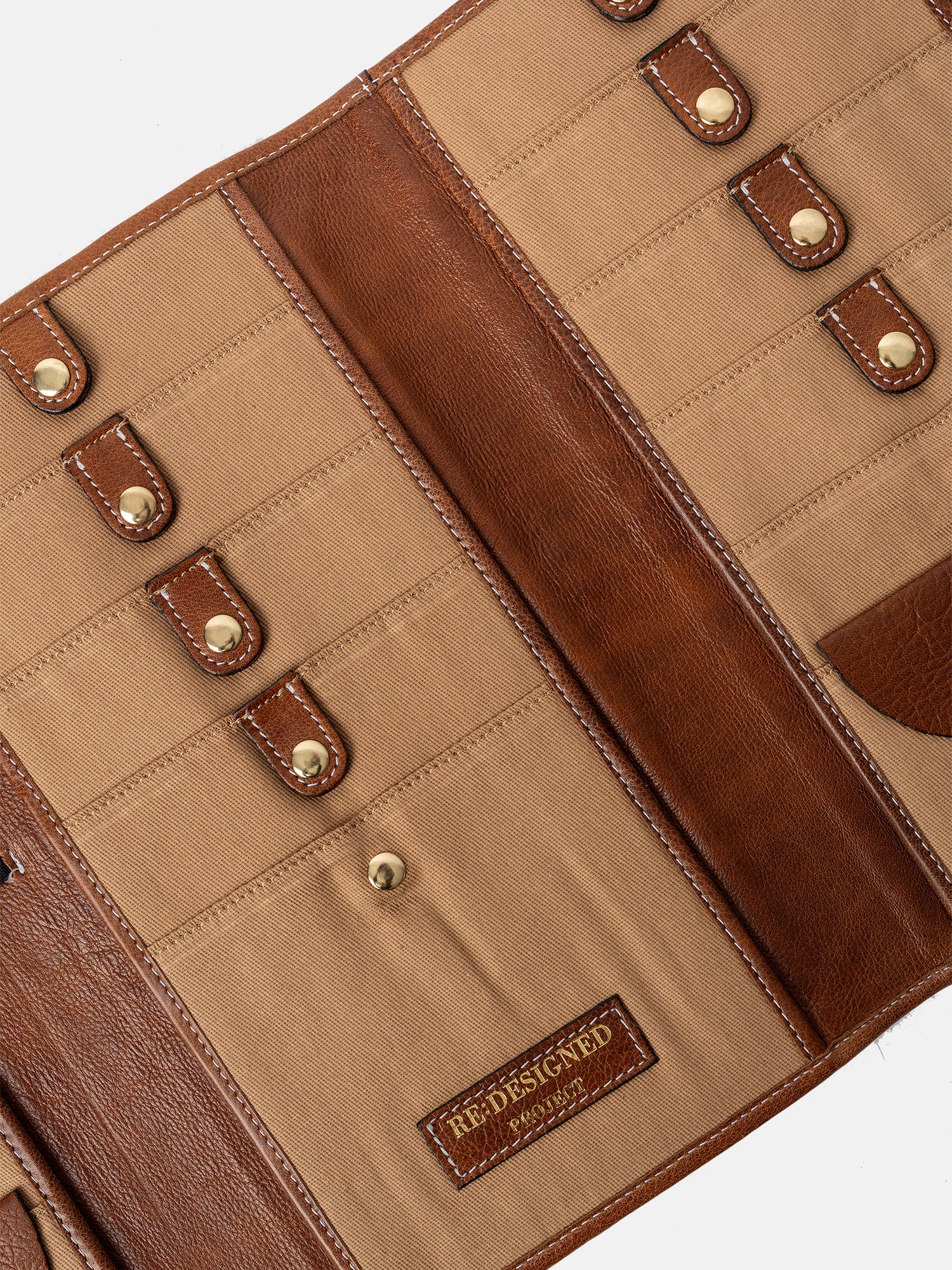 PROJECT Project 82 Needle Case Walnut/Gold