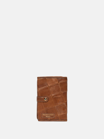 PROJECT Project 22 Needle Case Walnut/Gold