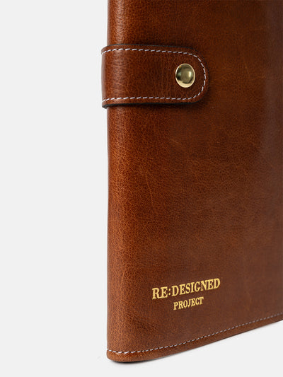 PROJECT Project 82 Needle Case Walnut/Gold