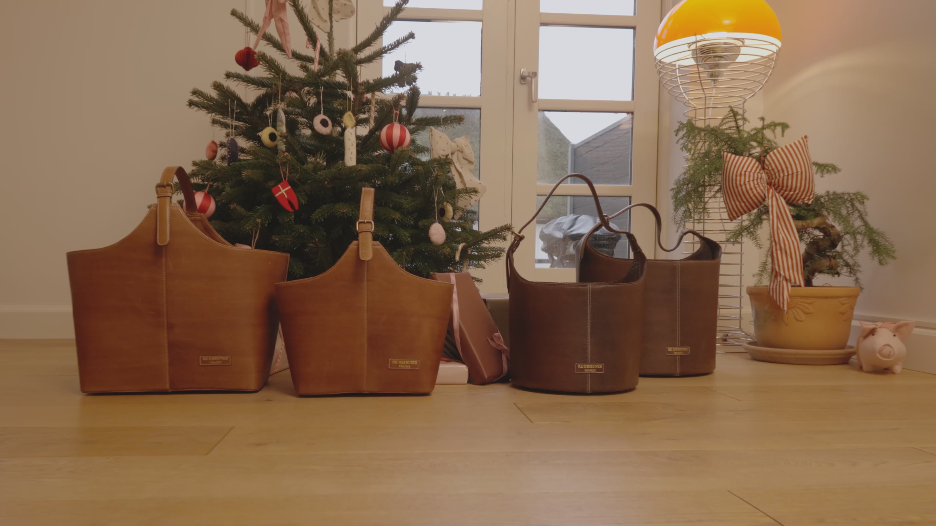 Load video: Strikketasker