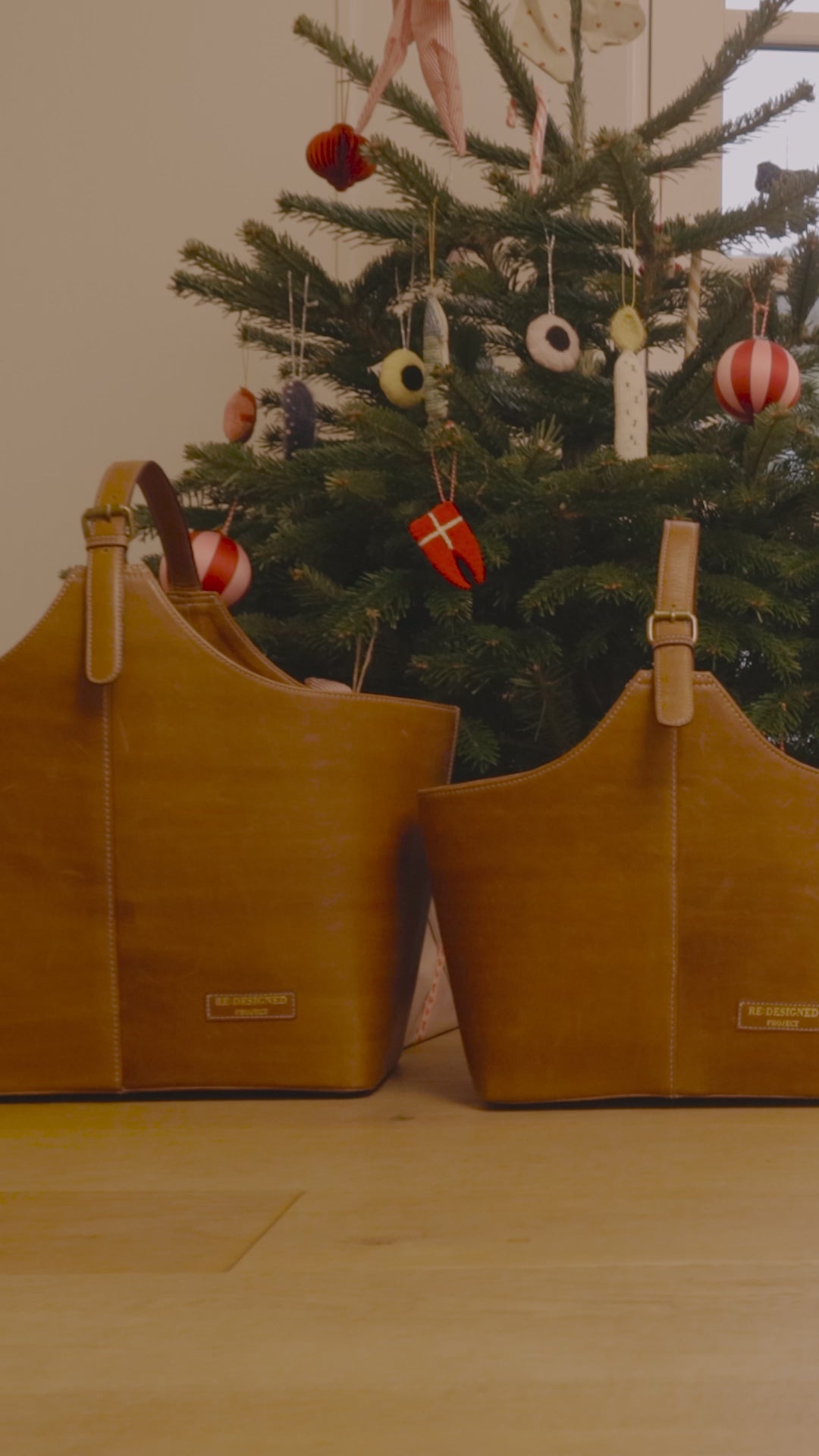 Load video: Strikketasker